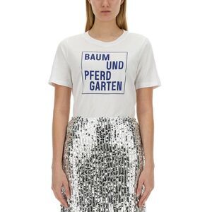 BAUM UND PFERDGARTEN Graphic T-Shirt Women WHITE T-Shirts & Tops